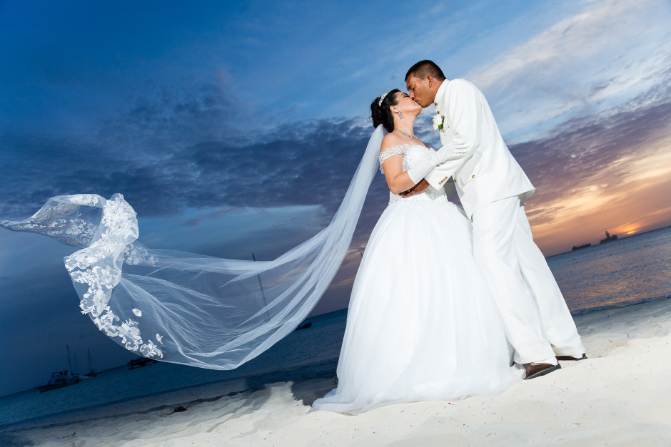 IMG_3119-940x627 Wedding Angela & Maurichs Aruba Wedding 