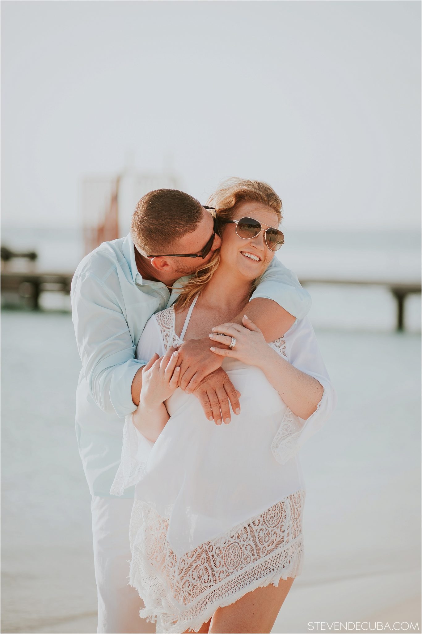 2016-06-05_0005 Engagement Session Aruba: Carly and Matt Engagement 