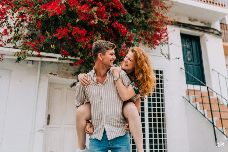 ibiza_old_town_stevendecuba_0004-940x627 Ibiza Old Town: Fun Couple Photos in Old Town Ibiza Engagement 