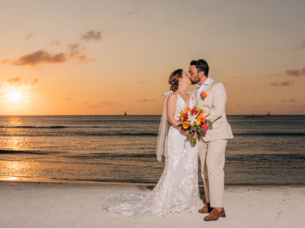 Luxury Wedding in Aruba: Janelle and Jeff’s Wedding at the Divi Phoenix Resort