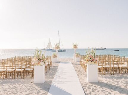 Aruba Top Wedding Venue: The Hyatt Regency Resort Aruba