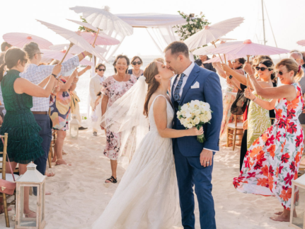 Hyatt Regency Resort Aruba Beach Wedding: Joanna and Steve